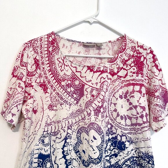 CHICO'S 2 White Pink Purple Blue Ombre Gradient Boho Printed Cotton Tee T-Shirt - Picture 3 of 12